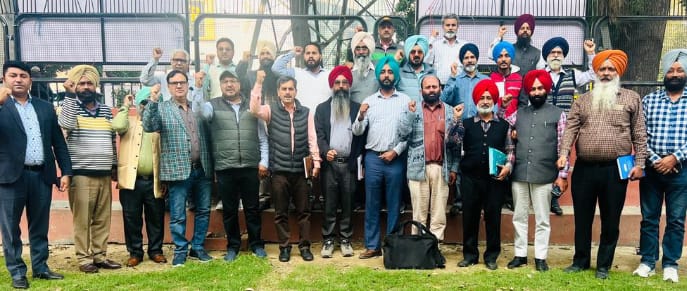 Preparations for a warning march to the Education Minister's house on December 9 by the Joint Teacher Morcha Punjab are complete